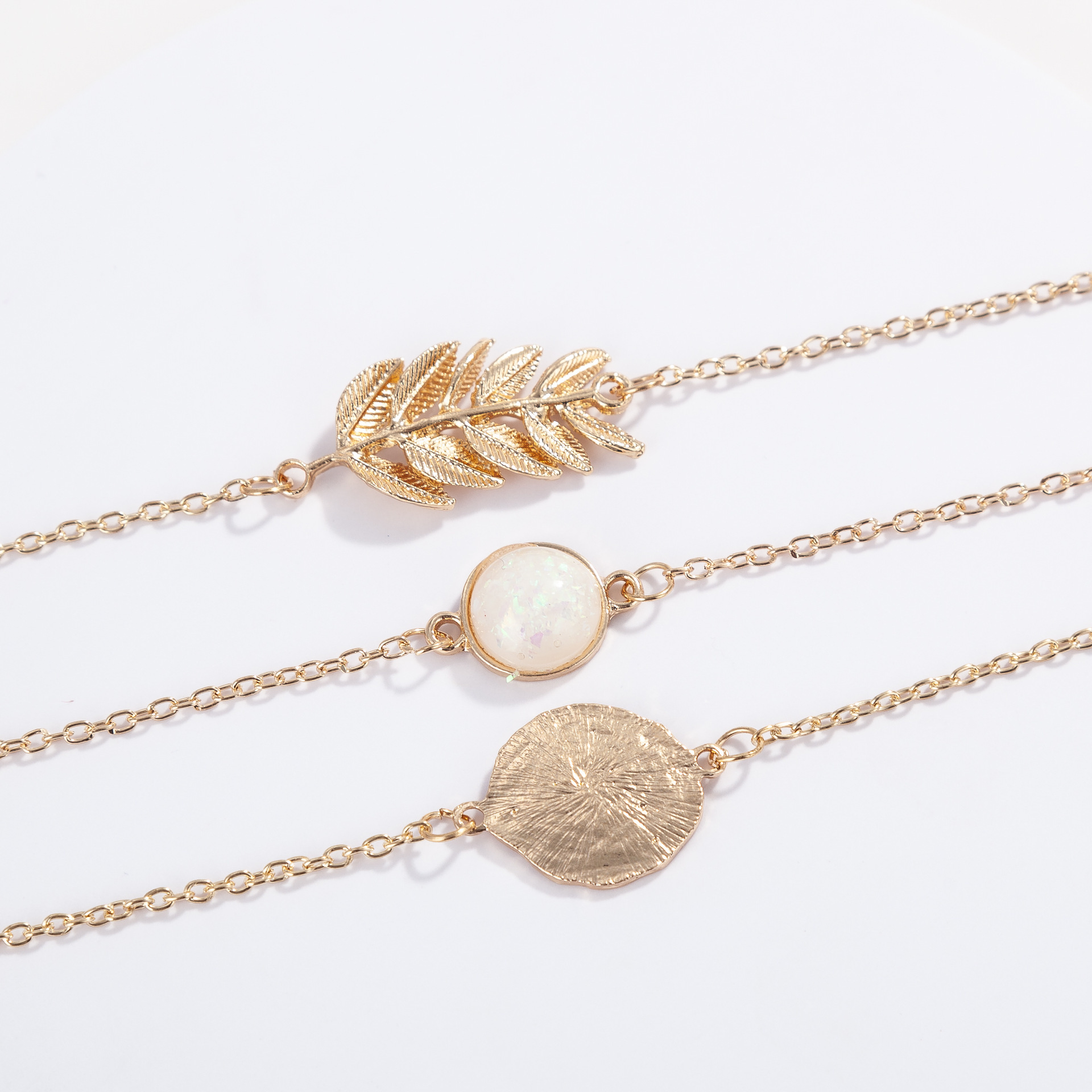 3-piece alloy leaf gemstone bracelet - Image 4