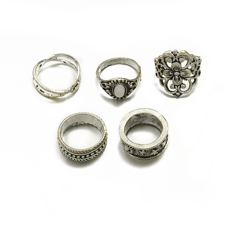 5-piece Set Of Vintage Hollow Carved Patterns And Inlaid Gemstones Ring - Image 3