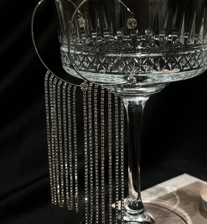 Fashionable And Simple Long Tassel Earrings - Image 7