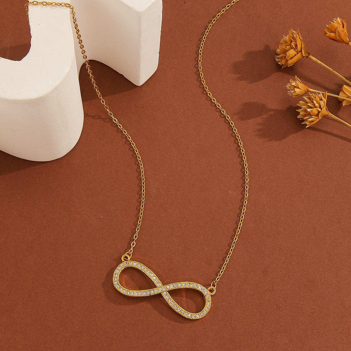 1pcs Simple Exquisite Inlaid Sparkling Diamond Symbol 8,Letter Love Pendant Necklace, Suitable For Women's Daily Wear, A Holiday Gift For Wives And Mothers - Image 3