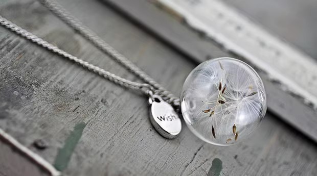 Vintage Handmade Fashion Dandelion Seed Glass Necklace - Image 7